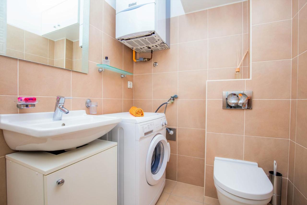 Ferienwohnung Apartman Roko Šibenik Exterior foto